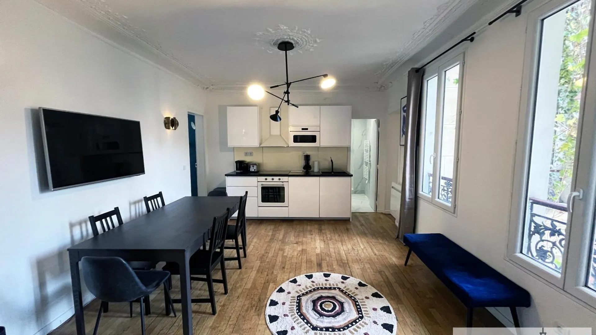 Urban Flat 99 - Spacious 6 Bdr In Apartment Paris