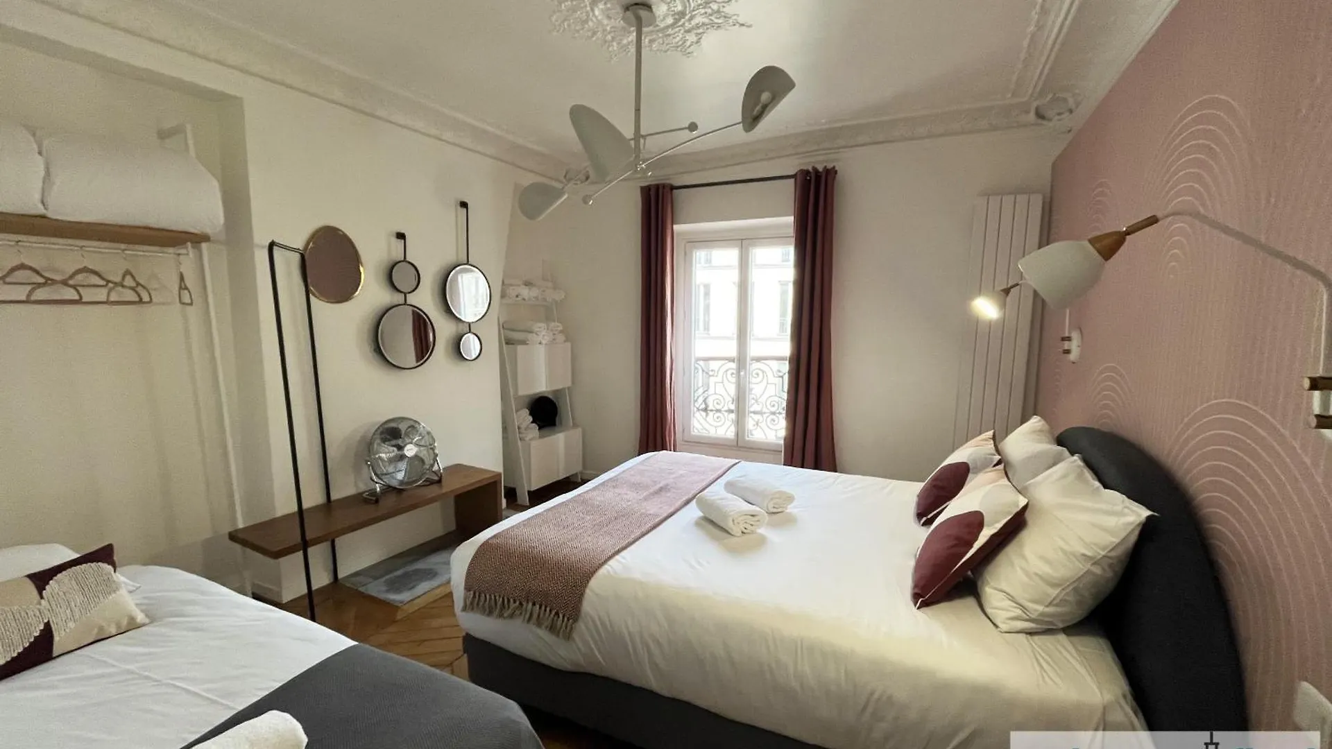 Urban Flat 99 - Spacious 6 Bdr In