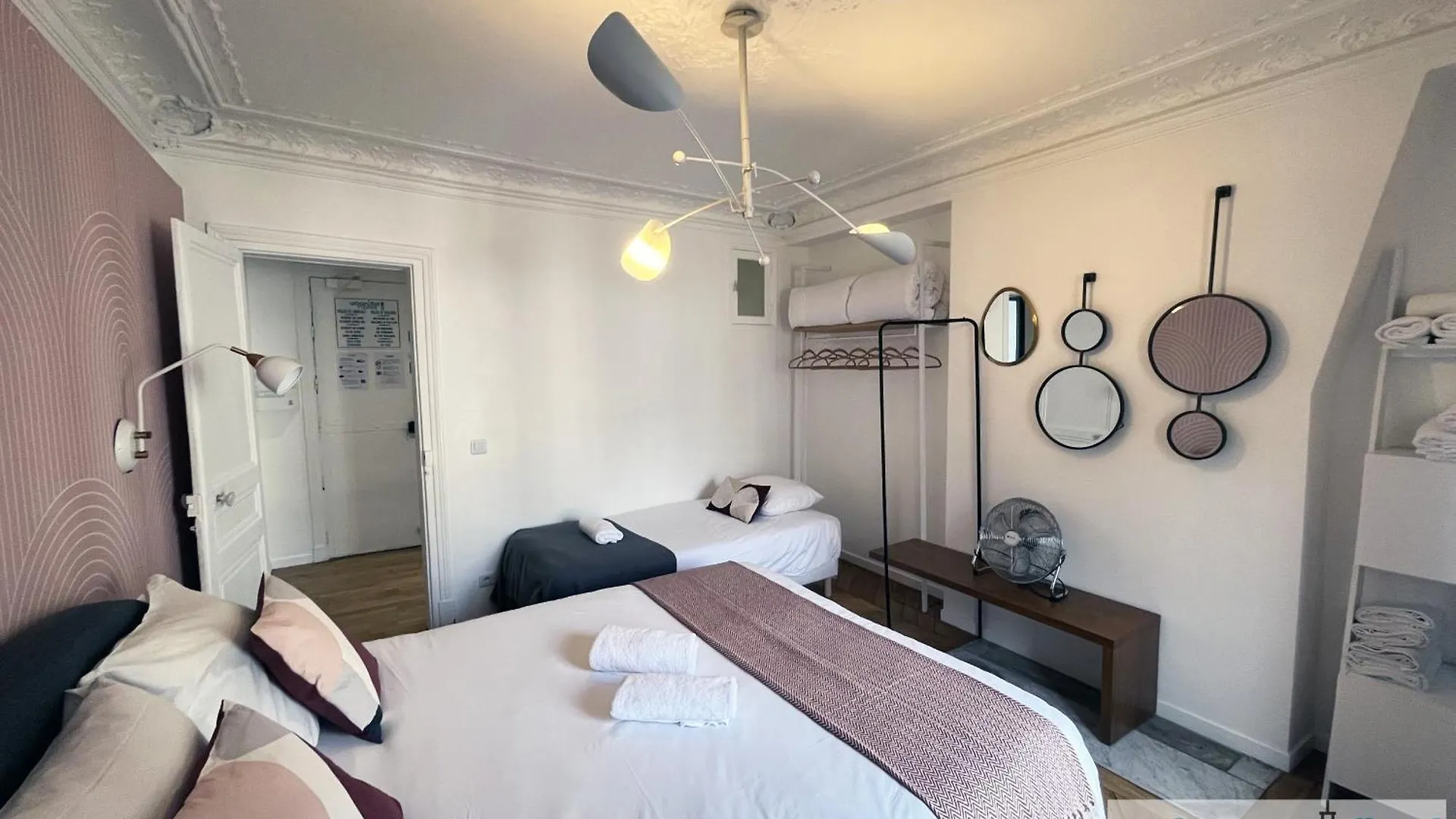 Urban Flat 99 - Spacious 6 Bdr In * Paříž