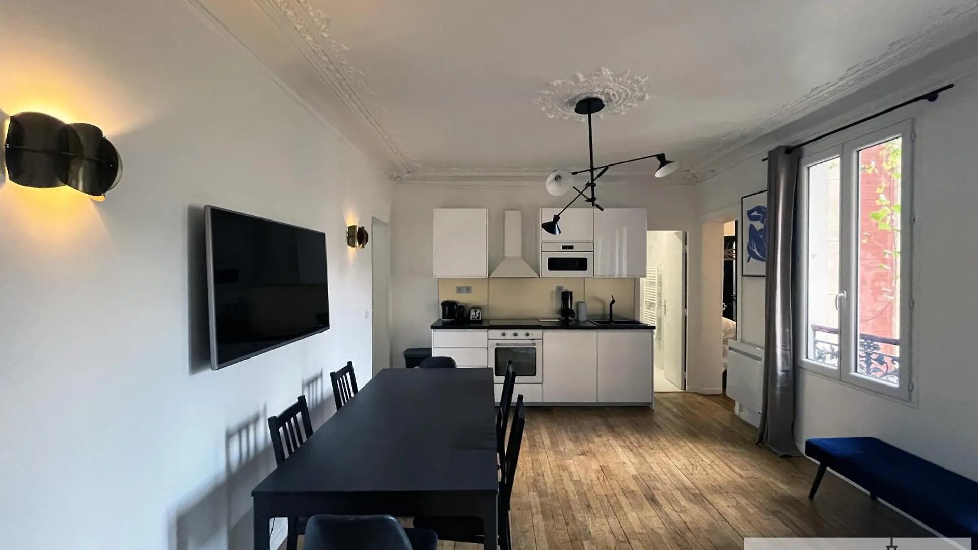 Urban Flat 99 - Spacious 6 Bdr In