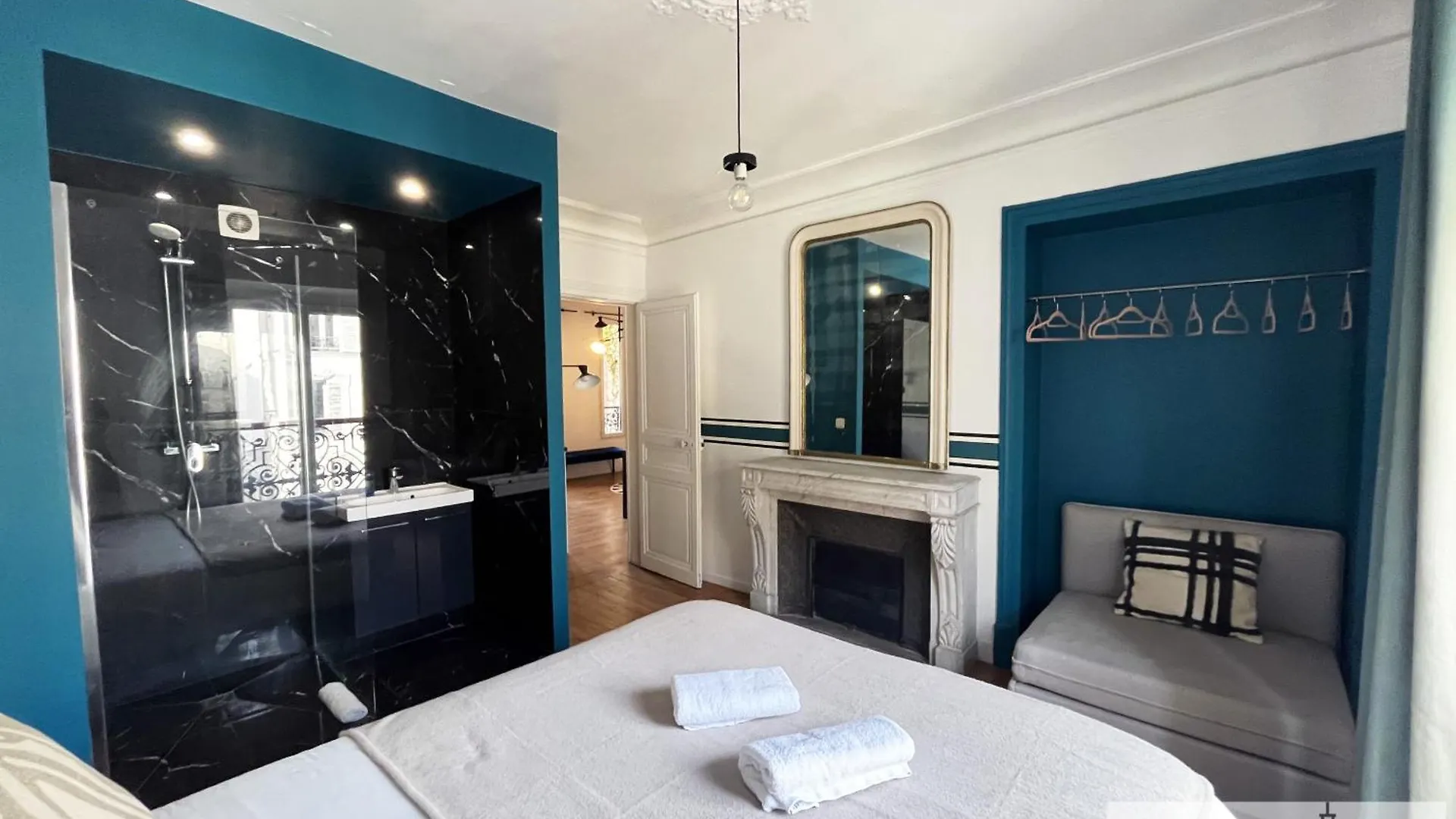 Urban Flat 99 - Spacious 6 Bdr In Apartment *